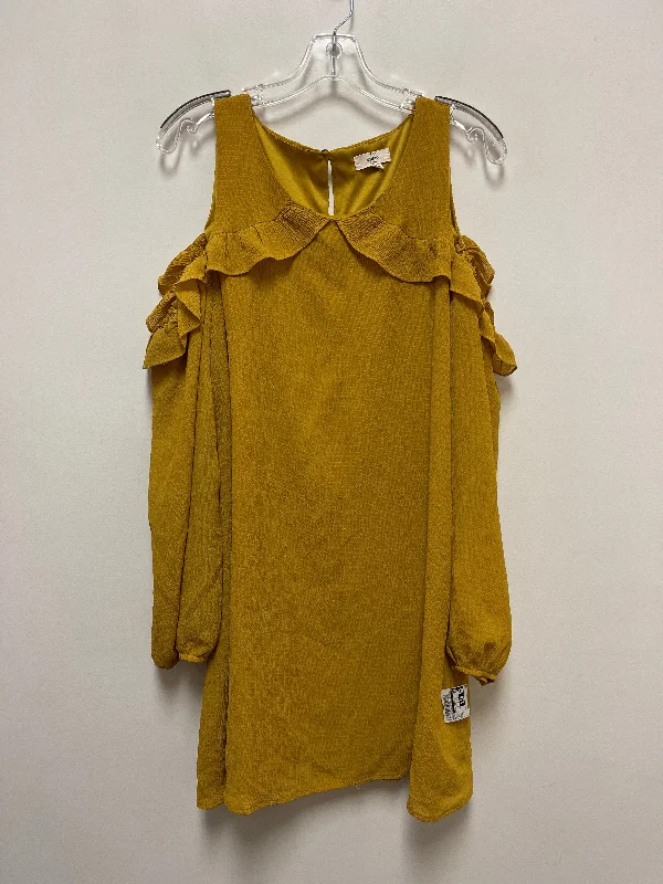 Can't Miss Dress Casual Midi By Entro In Yellow, Size: M