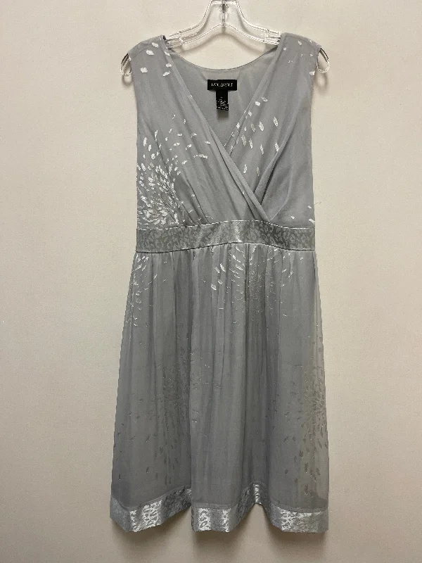 Weekend Special Dress Casual Short By Lane Bryant In Silver, Size: 4x