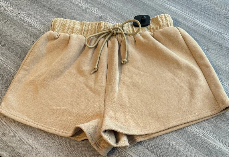 Inventory Reduction Shorts By 4th & Reckless  Size: M
