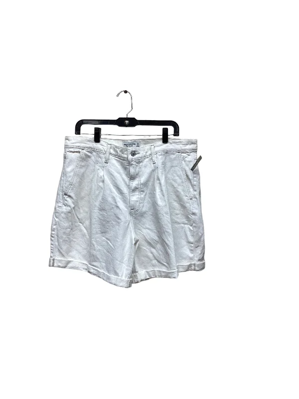 Quick Sale Shorts By Abercrombie And Fitch  Size: 16