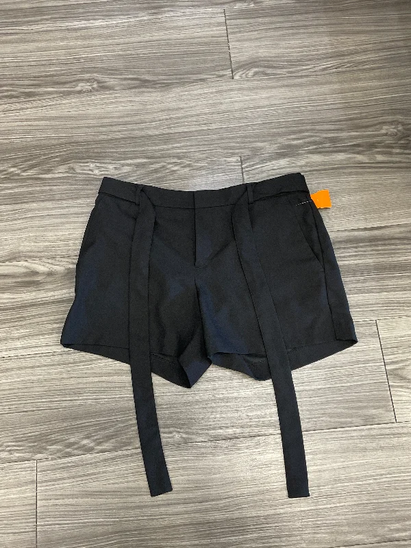 Amazing Deals Shorts By Banana Republic  Size: 6