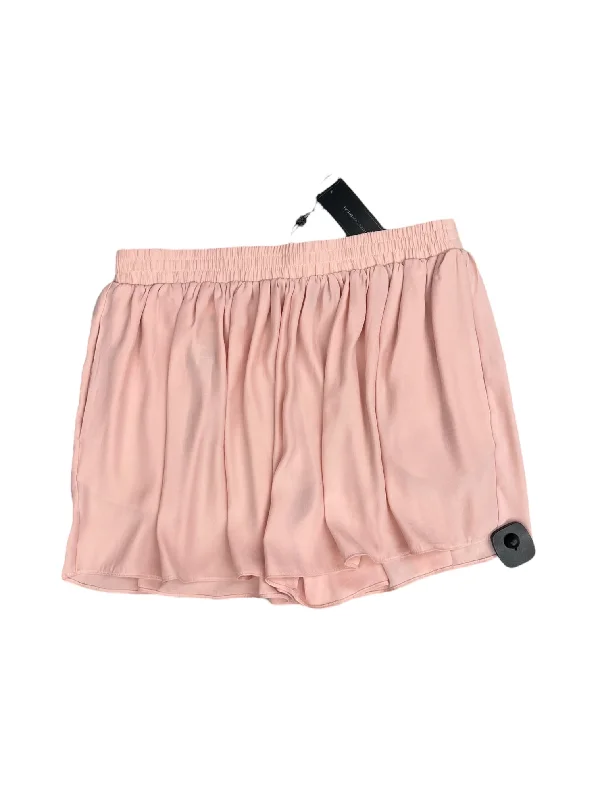 Lowest Prices Shorts By Bcbgmaxazria  Size: M