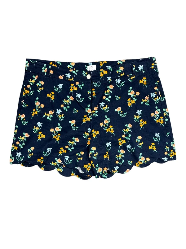 Hurry In Shorts By Crown And Ivy  Size: 20