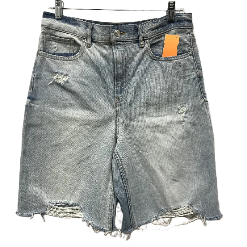 Discount Days Shorts By Express  Size: 6