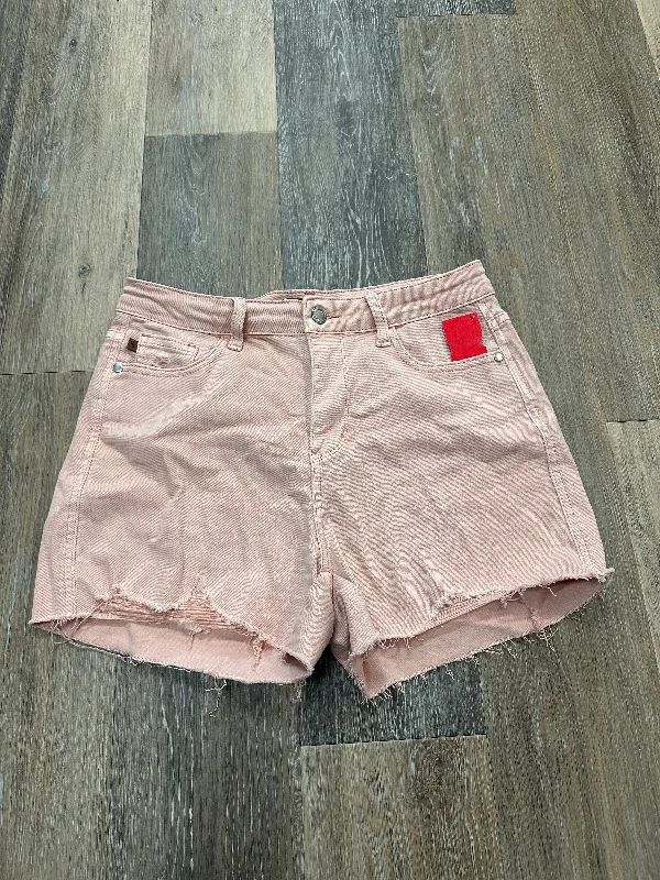 Lowest Prices Shorts By Judy Blue  Size: M