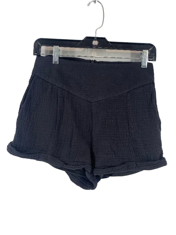 Instant Savings Shorts By Le Lis  Size: S
