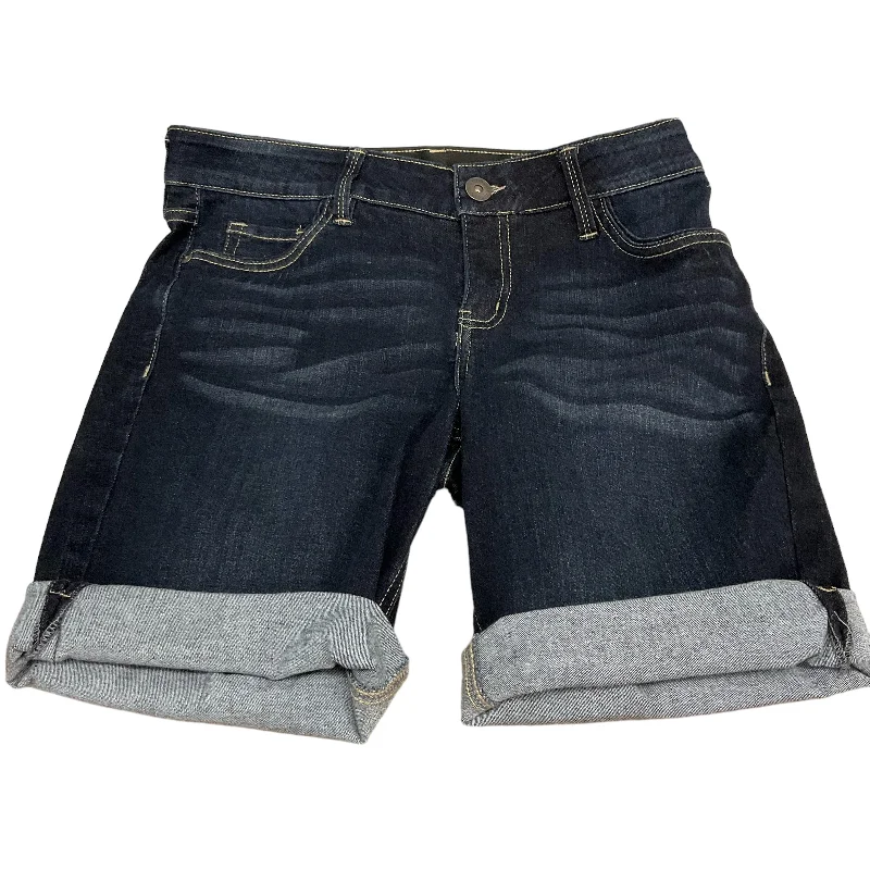 Major Savings Shorts By Liz Claiborne  Size: 6