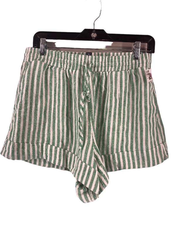 Loyalty Reward Shorts By Universal Thread  Size: M