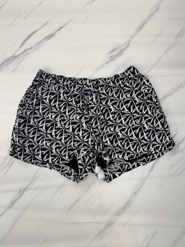 Don't Miss Shorts By Vineyard Vines  Size: M