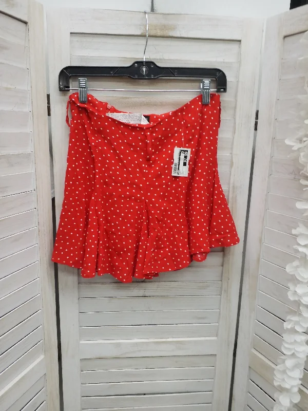 Savings Galore Shorts By Zara  Size: M