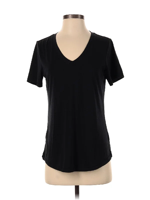 Steals and Deals Active T Shirt