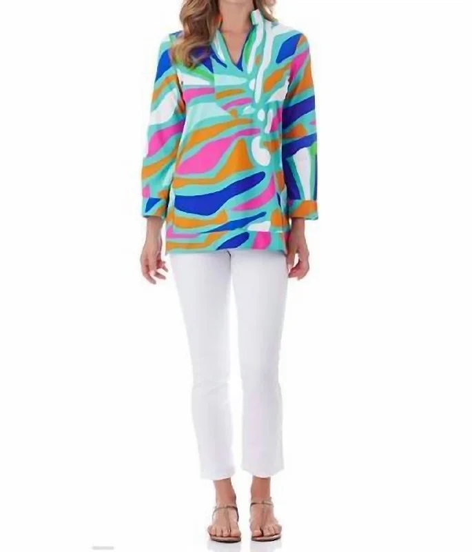 Daily Deals Chris Tunic Top In Ocean Abstract Aqua