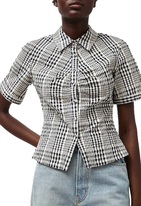 Year-End Clearance Eldridge Top In Navy/white Gingham