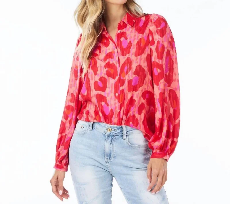 Crazy Deals Fancy Animal Blouse In Red
