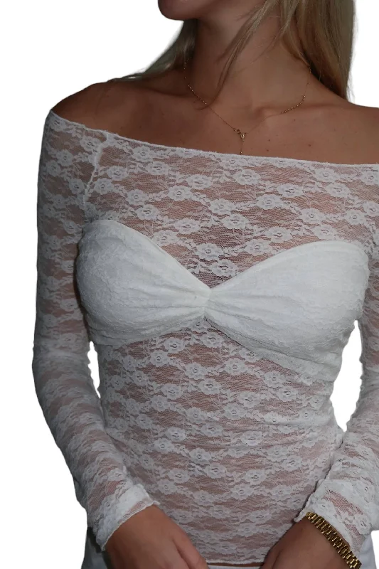 Exclusive Access Lathered In Lace Top In White