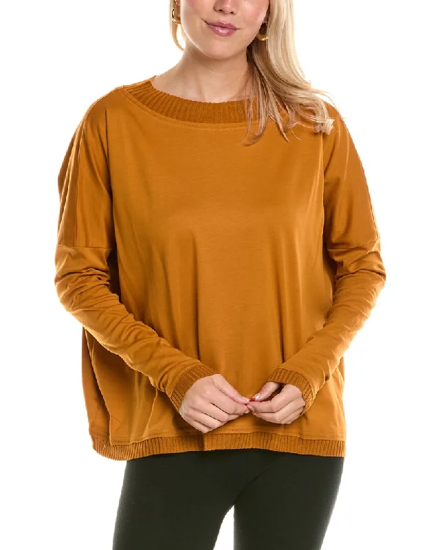 Act Fast PLANET Off-the-Shoulder T-Shirt