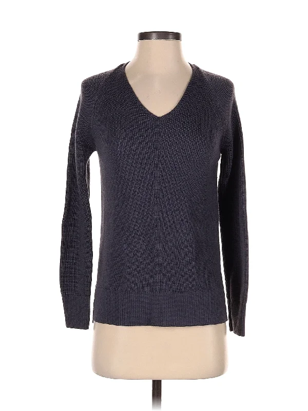 Exclusive Online Offer Pullover Sweater