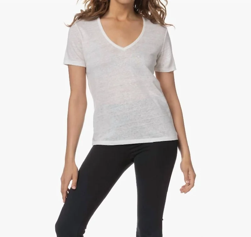 Take Advantage V-Neck Tee In Ivory